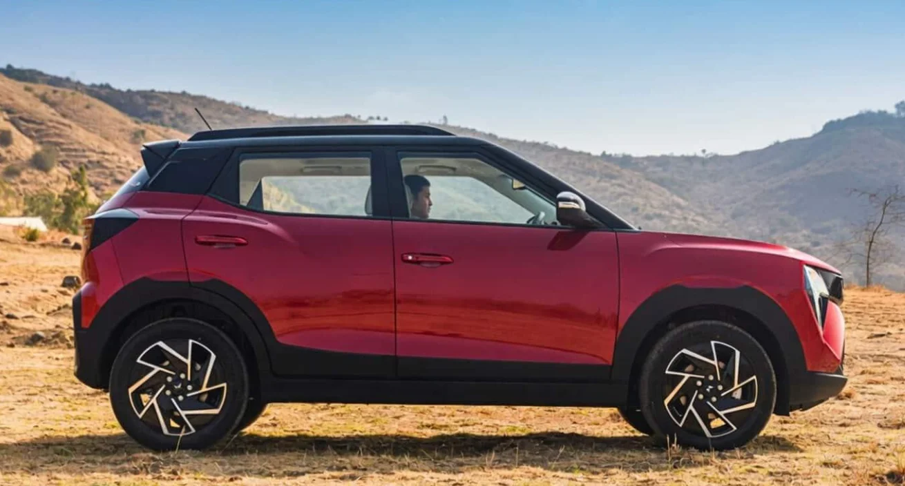 Mahindra XUV 3XO ZNG CNG SUV Launched at ₹9.99 Lakh; Bookings Open October 20