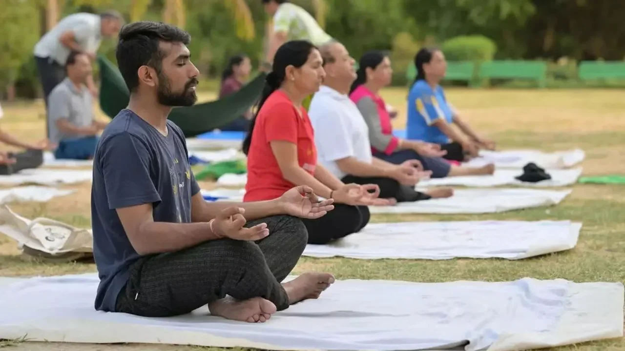 Want to Stay Fit and Youthful After 50? Follow These 5 Daily Habits